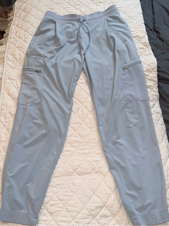Athleta Pants - Athleta Go Far Travel Pants Womens 6  Gray Jogger Elastic Waist Zip Pockets